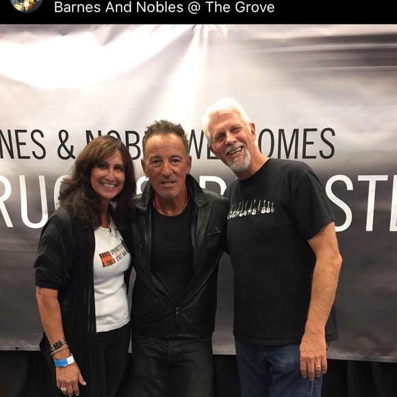 BRUCE SPRINGSTEEN - BORN TO RUN AUTOGRAPHED 1st EDITION Book - Picture 7 of 7